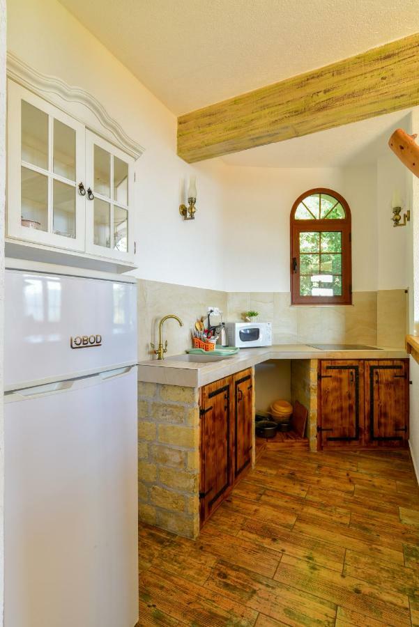 Pataki Guesthouse Petrovac Bagian luar foto