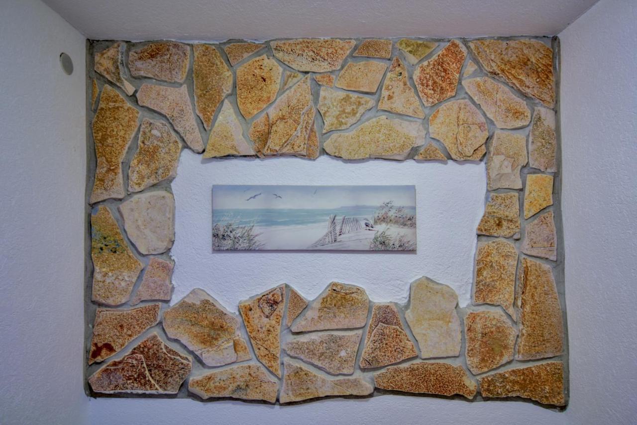 Pataki Guesthouse Petrovac Bagian luar foto